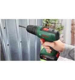 Bosch Akku-Zweigang-Bohrschrauber EasyDrill 18V-40: 2 Akkupacks, Ladegerät, Zubehör, Tragekoffer -Heimwerkzeuge bosch akku bohrschrauber 1473013 czm