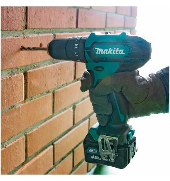 Makita Akku-Schlagbohrschrauber Weiß, 12V Max., 30 Nm, 0-1.700 Min, Akku, Ladegerät, Transportkoffer 4 Makita Akku-Schlagbohrschrauber Weiß, 12V Max., 30 Nm, 0-1.700 Min, Akku, Ladegerät, Transportkoffer – Bild 4