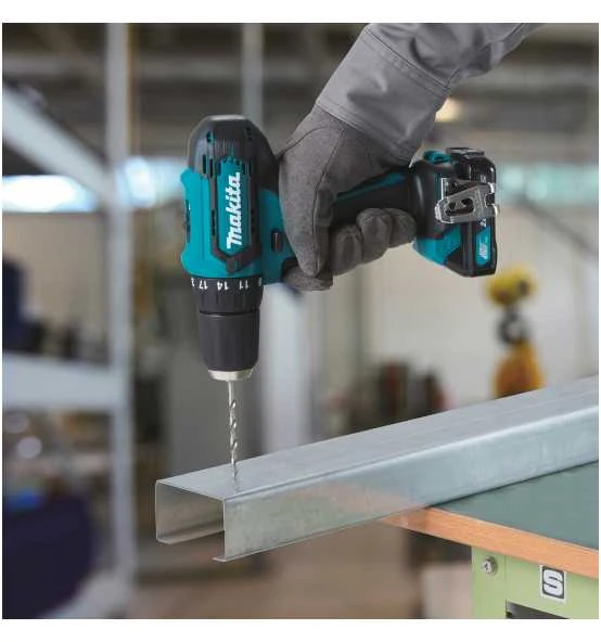 Makita Akku-Schlagbohrschrauber Weiß, 12V Max., 30 Nm, 0-1.700 Min, Akku, Ladegerät, Transportkoffer 5 Makita Akku-Schlagbohrschrauber Weiß, 12V Max., 30 Nm, 0-1.700 Min, Akku, Ladegerät, Transportkoffer – Bild 5