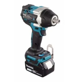 Makita Akku-Schlagschrauber 18V, 1/2", 700 Nm, 0-2.200 Min, Akku, Ladegerät, Zubehör, MAKPAC -Heimwerkzeuge maktia akku schlagschrauber 1465905 czm