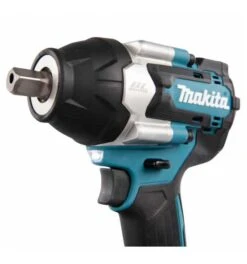 Makita Akku-Schlagschrauber 18V, 1/2", 700 Nm, 0-2.200 Min, Akku, Ladegerät, Zubehör, MAKPAC -Heimwerkzeuge maktia akku schlagschrauber 1465906 czm