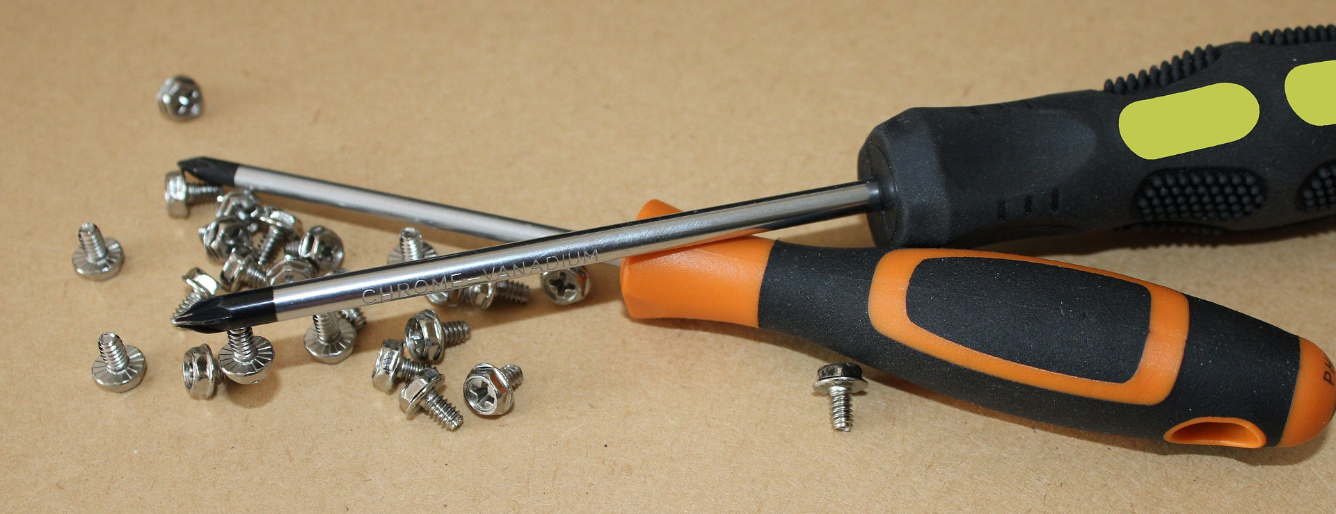 Heimwerkzeuge -Heimwerkzeuge screws 3481339 1920