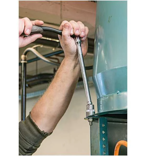 VIGOR Schwenkbare Verlängerung, Vierkant Hohl 12,5 Mm (1/2"), Vierkant Massiv 12,5 Mm (1/2"), 250 Mm 2 VIGOR Schwenkbare Verlängerung, Vierkant Hohl 12,5 Mm (1/2"), Vierkant Massiv 12,5 Mm (1/2"), 250 Mm – Bild 2